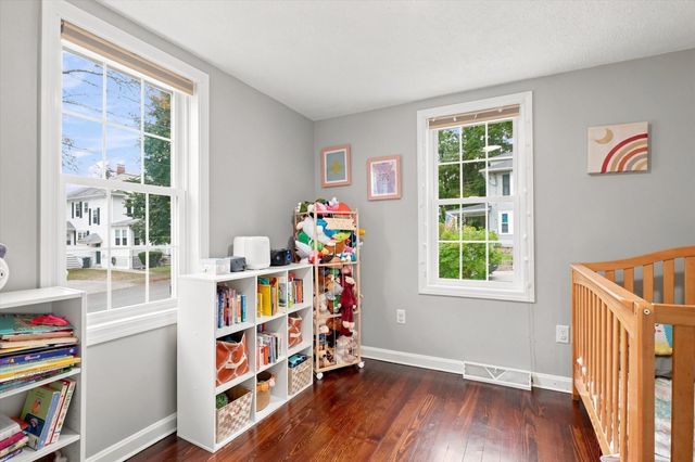 45 Brookline Ave, Haverhill, MA 01830