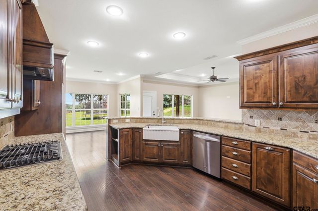 23151 County Road 2159, Troup, TX 75789