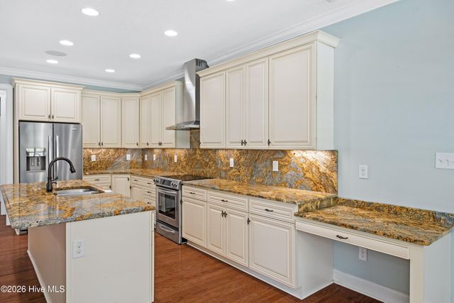 111 Winestone Place, Jacksonville, NC 28546