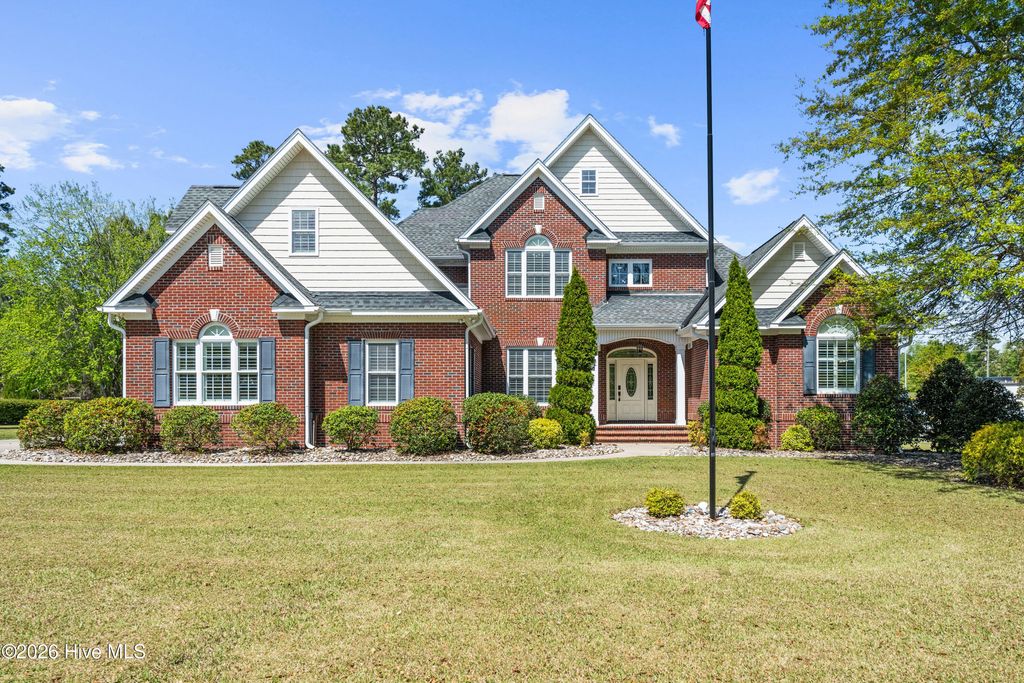 111 Winestone Place, Jacksonville, NC 28546