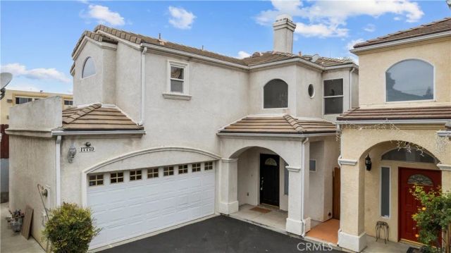17779 Merridy, Northridge, CA 91325