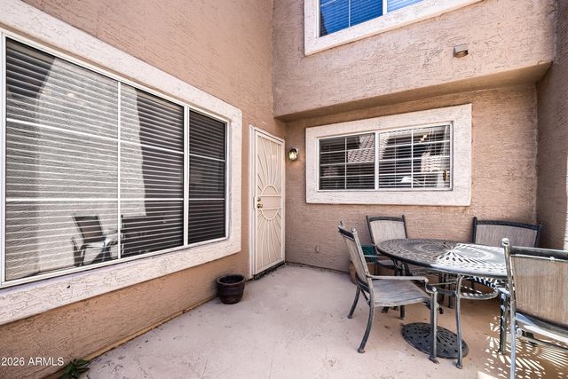 1633 E LAKESIDE Drive 120, Gilbert, AZ 85234