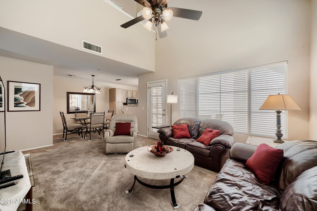 1633 E LAKESIDE Drive 120, Gilbert, AZ 85234