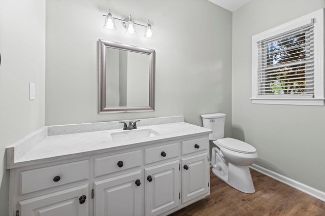 9190 E BRIDGE DR, Germantown, TN 38139