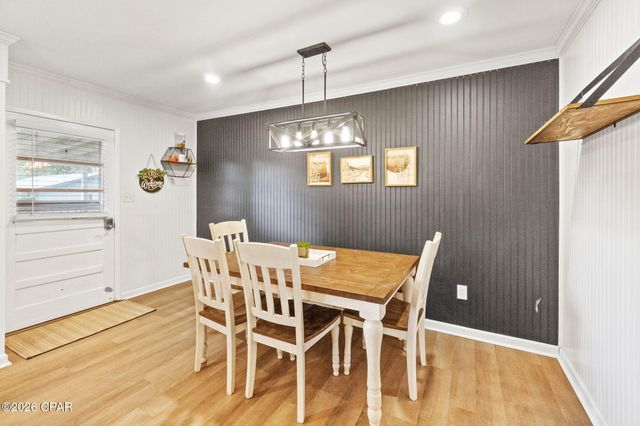 872 1st Street, Chipley, FL 32428