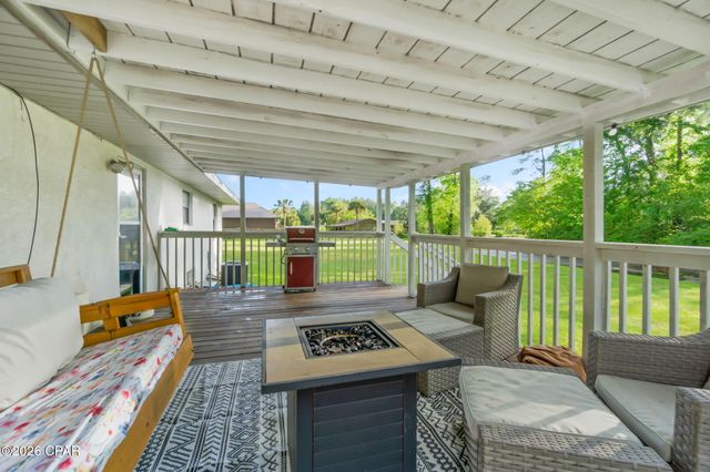 872 1st Street, Chipley, FL 32428