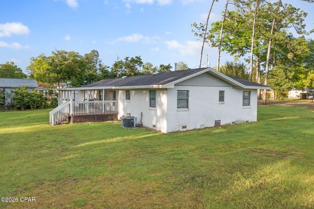 872 1st Street, Chipley, FL 32428