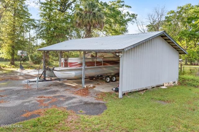872 1st Street, Chipley, FL 32428