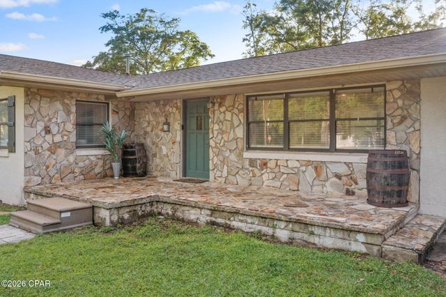 872 1st Street, Chipley, FL 32428