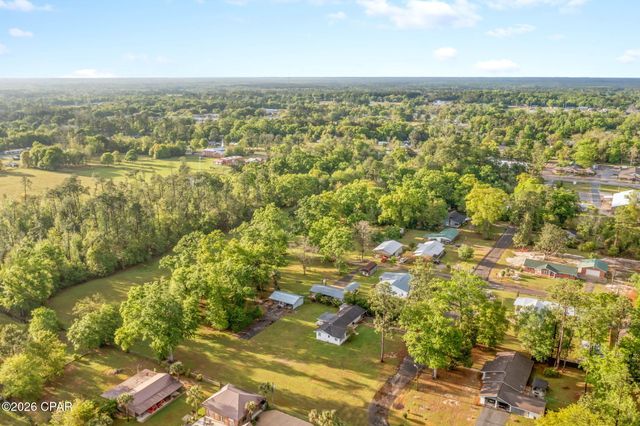 872 1st Street, Chipley, FL 32428