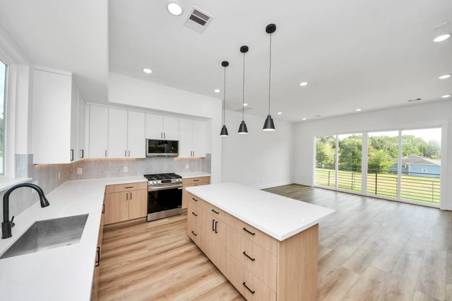 6949 Foster Street, Houston, TX 77021