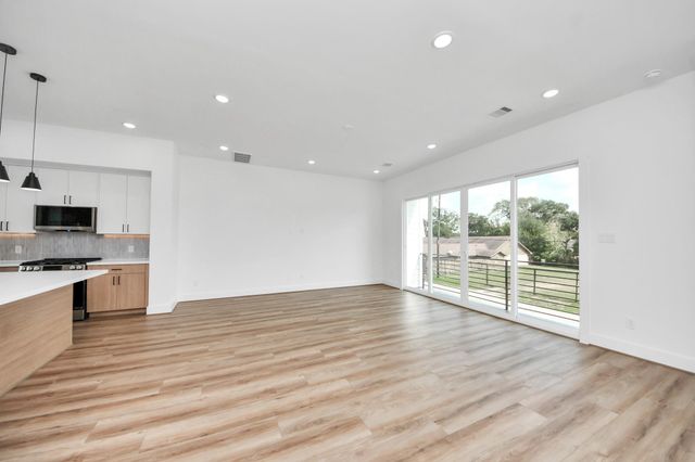 6949 Foster Street, Houston, TX 77021