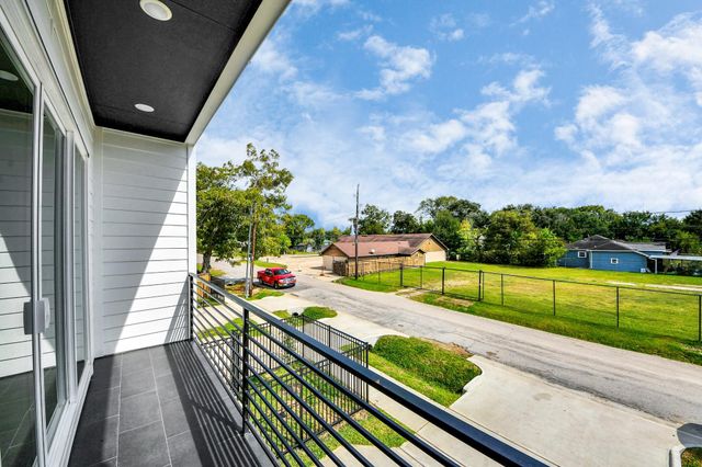 6949 Foster Street, Houston, TX 77021