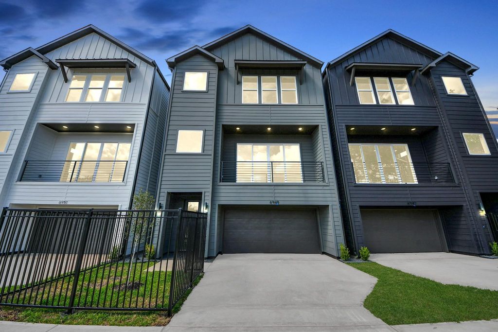 6949 Foster Street, Houston, TX 77021