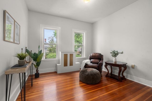 14 Center St 3, Watertown, MA 02472