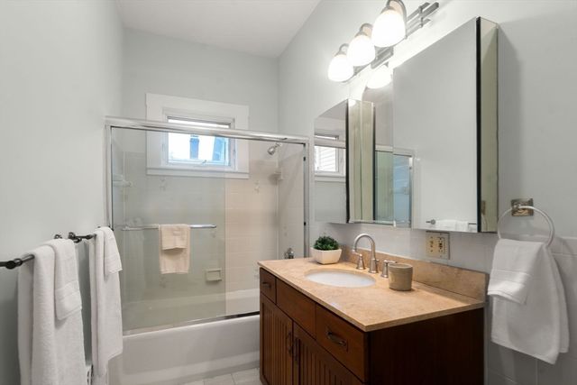 14 Center St 3, Watertown, MA 02472