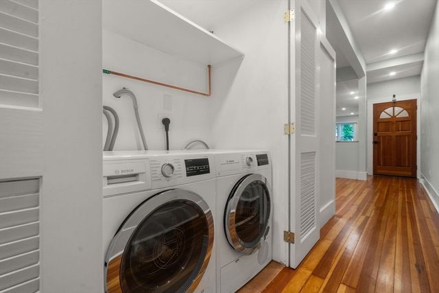 14 Center St 3, Watertown, MA 02472