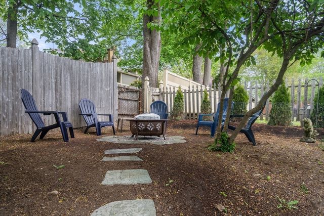 14 Center St 3, Watertown, MA 02472