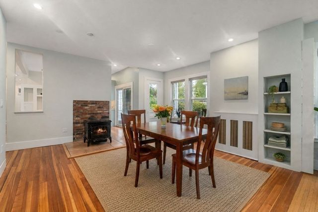 14 Center St 3, Watertown, MA 02472