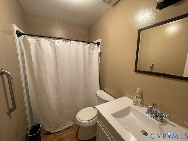 2123 Anderson St, Petersburg, VA 23805