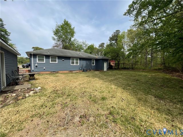 2123 Anderson St, Petersburg, VA 23805