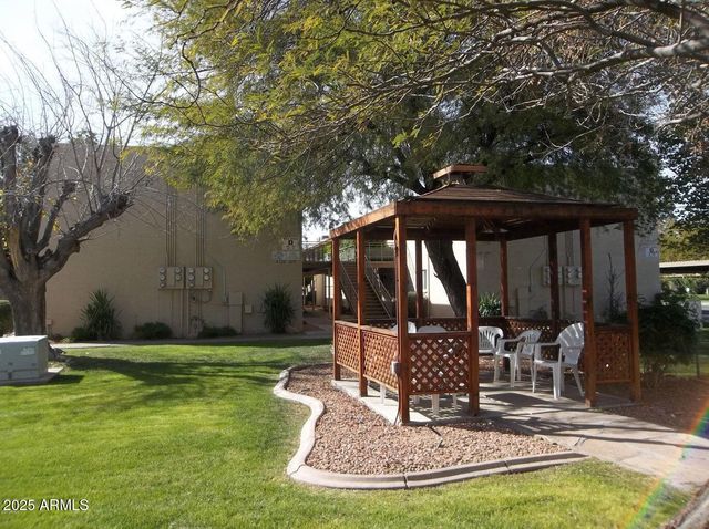 825 N HAYDEN Road C201, Scottsdale, AZ 85257