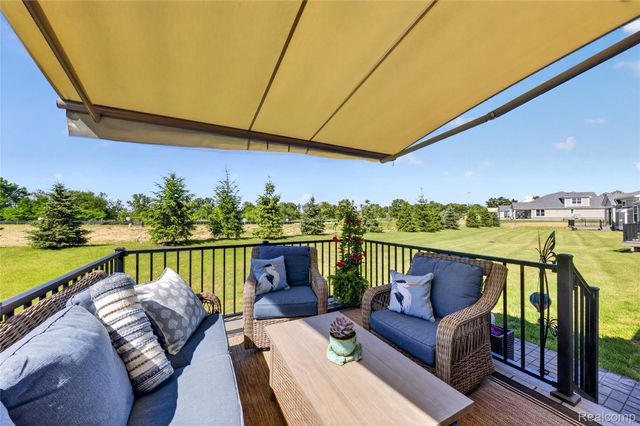 3716 Chatham Pl, Brighton Township, MI 48114