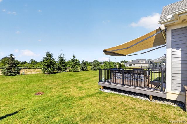 3716 Chatham Pl, Brighton Township, MI 48114