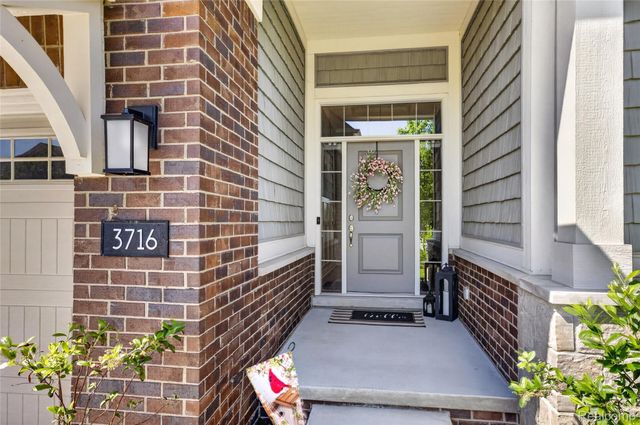 3716 Chatham Pl, Brighton Township, MI 48114