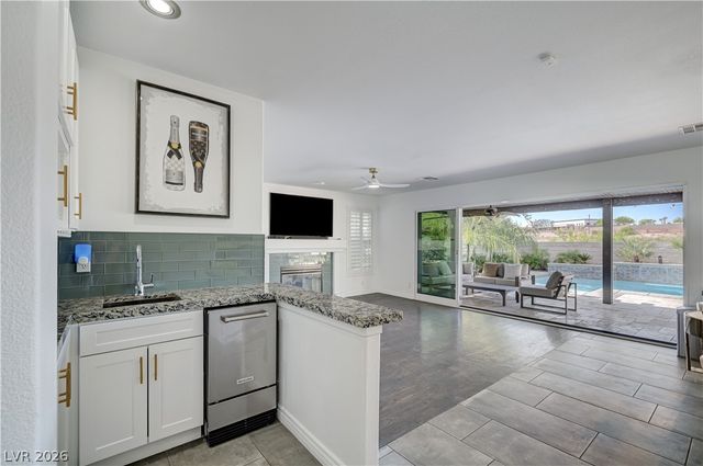 151 Ultra Drive, Henderson, NV 89074