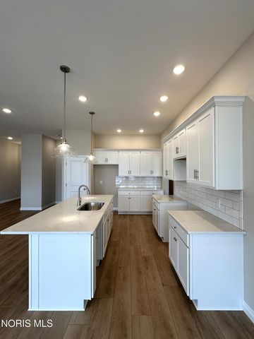 15278 Cypress Drive, Perrysburg, OH 43551