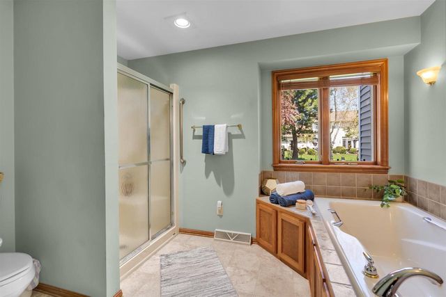 3445 EDINBURGH ROAD, Green Bay, WI 54311