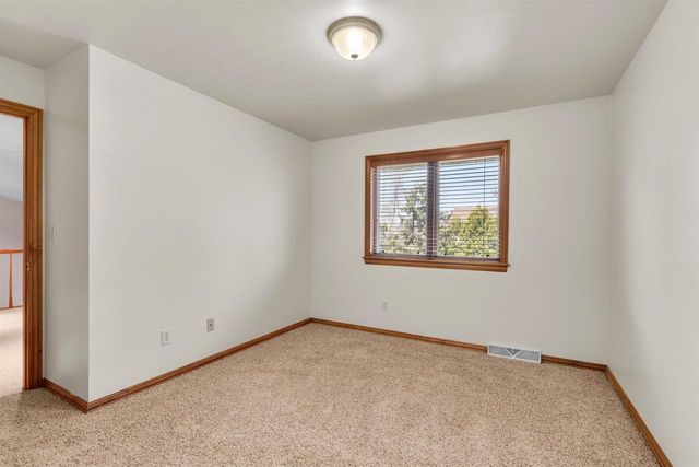 3445 EDINBURGH ROAD, Green Bay, WI 54311