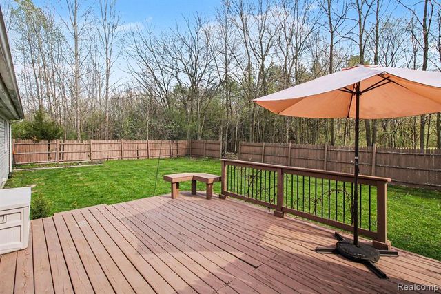 4394 Harrier Lane, Burton, MI 48519