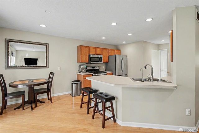 4394 Harrier Lane, Burton, MI 48519
