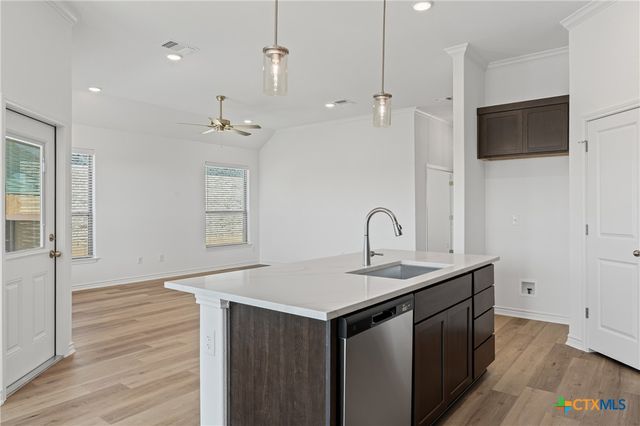 7201 Touchstone Drive, Temple, TX 76502