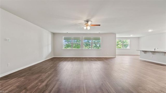 976 Intracoastal WAY, Chesapeake, VA 23322