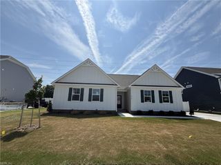976 Intracoastal WAY, Chesapeake, VA 23322