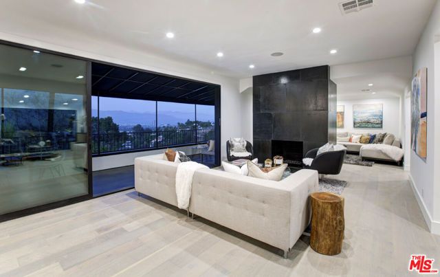 3712 Berry Drive, Studio City (los Angeles), CA 91604