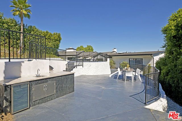 3712 Berry Drive, Studio City (los Angeles), CA 91604