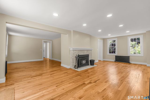 20 Hydelor Avenue, Prospect, CT 06712