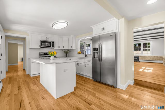 20 Hydelor Avenue, Prospect, CT 06712