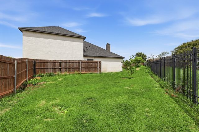 304 Paloma Street, Weatherford, TX 76087