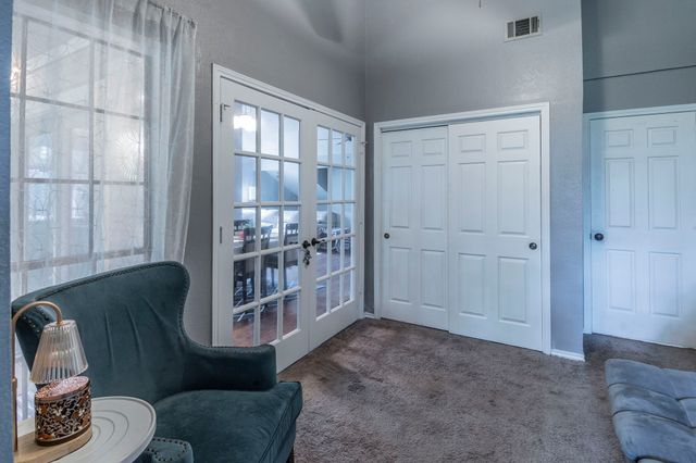 4516 Forestgate Drive, Arlington, TX 76017