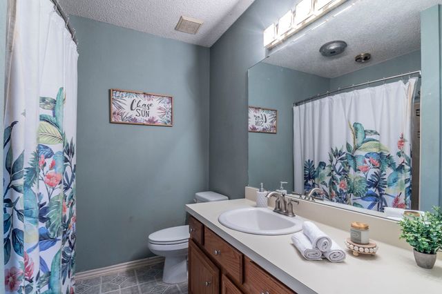 4516 Forestgate Drive, Arlington, TX 76017