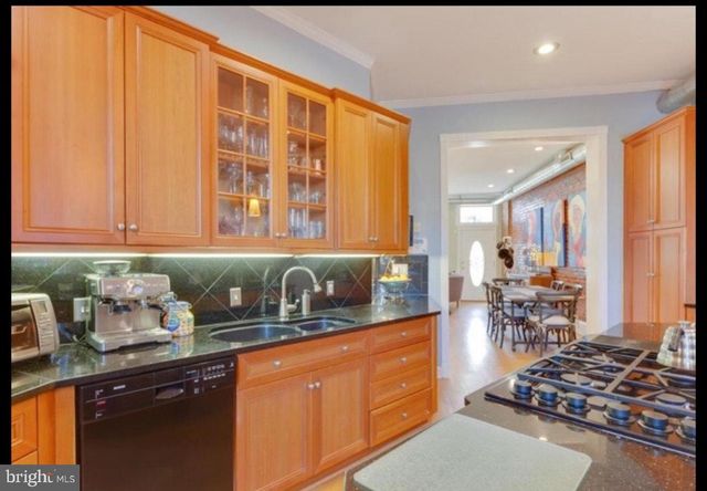 1311 IRVING ST NW, Washington, DC 20010