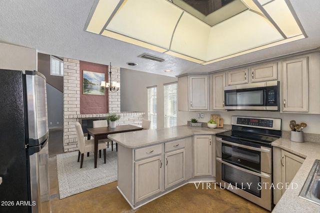 2930 N 22ND Place, Phoenix, AZ 85016