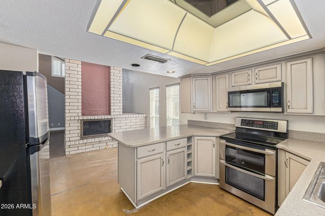 2930 N 22ND Place, Phoenix, AZ 85016