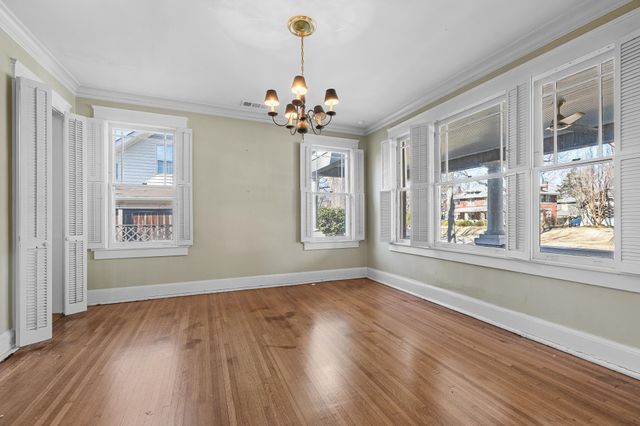 2237 COURT AVE, Memphis, TN 38104