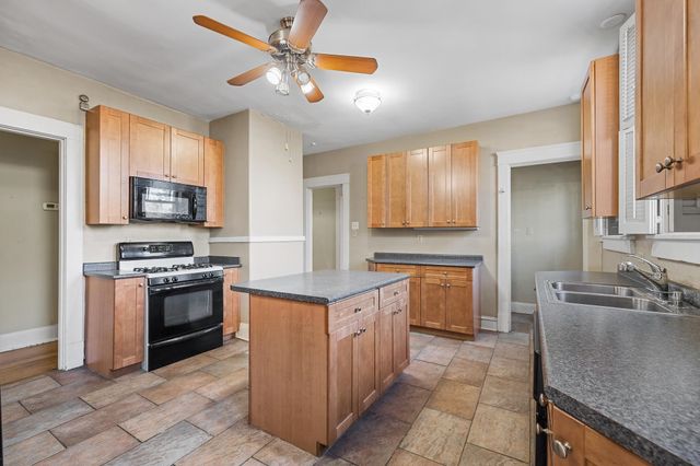 2237 COURT AVE, Memphis, TN 38104